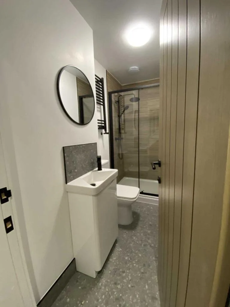 6 bedroom terraced house for rent