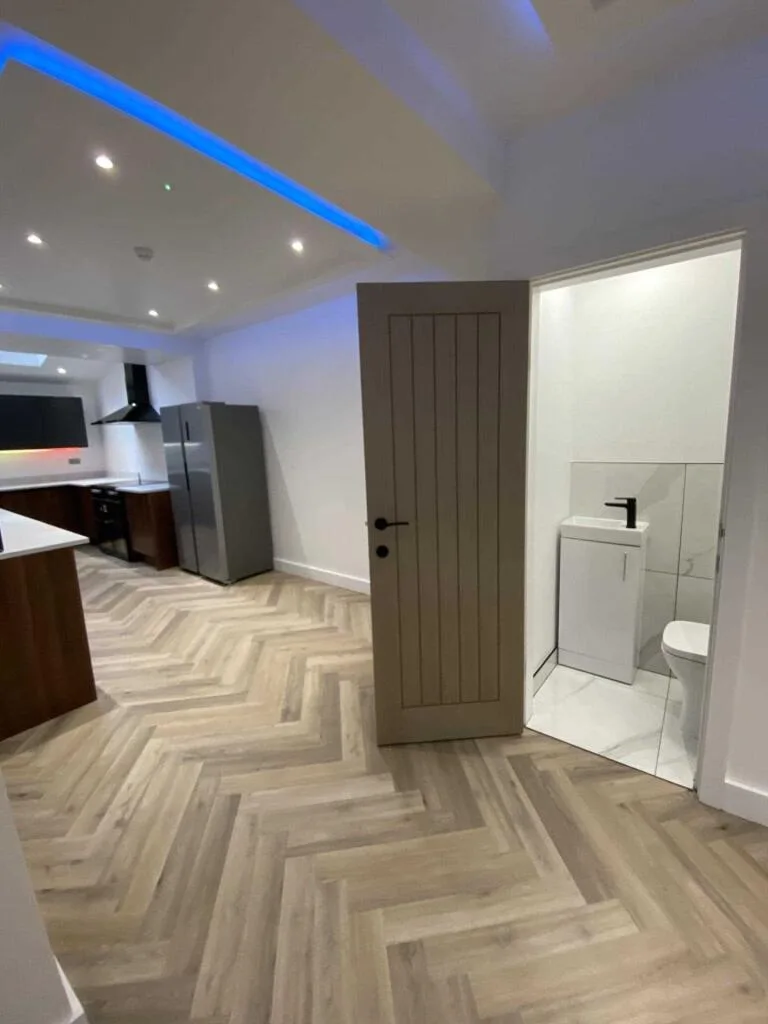 6 bedroom terraced house for rent
