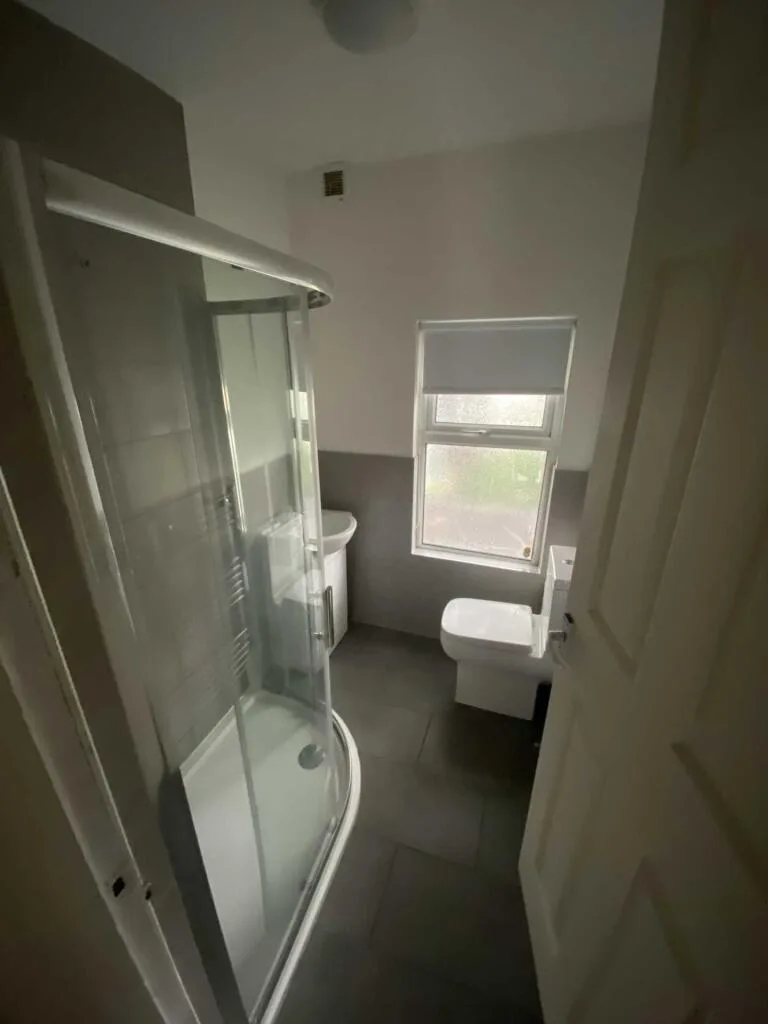 5 bedroom terraced house for rent