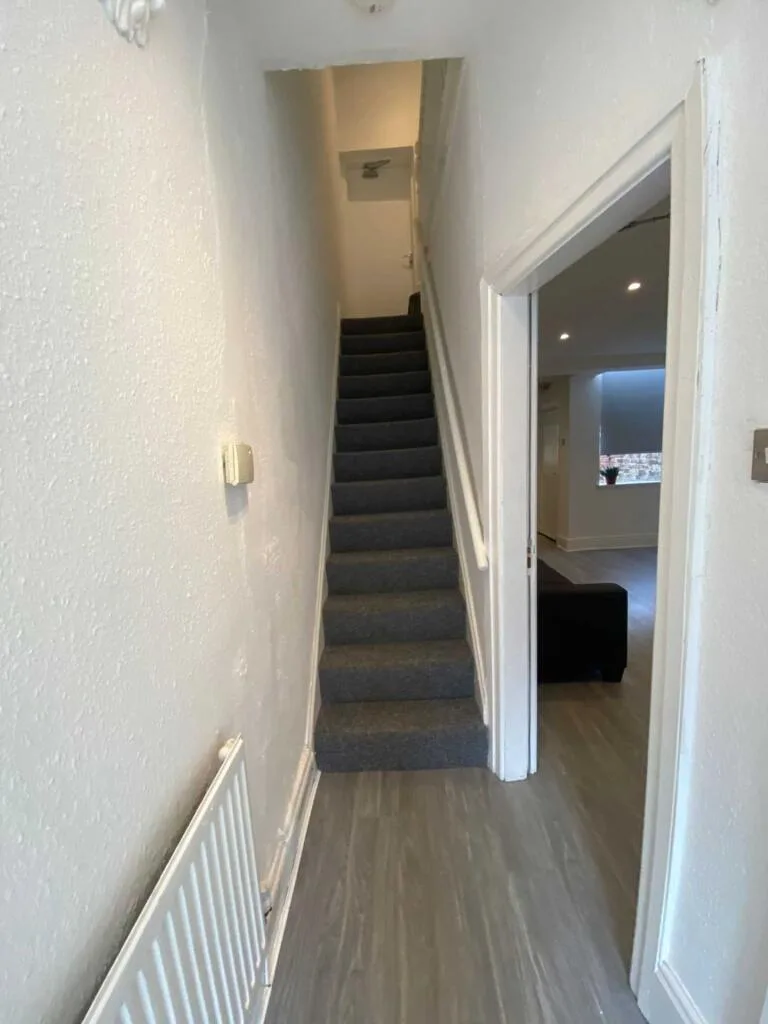 6 bedroom terraced house for rent