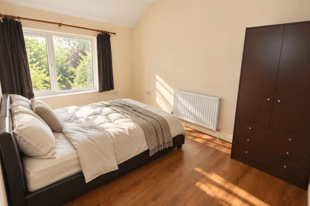 4 bedroom semi-detached house for rent