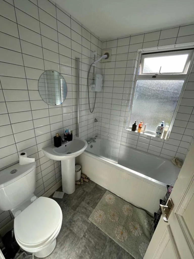 5 bedroom terraced house for rent