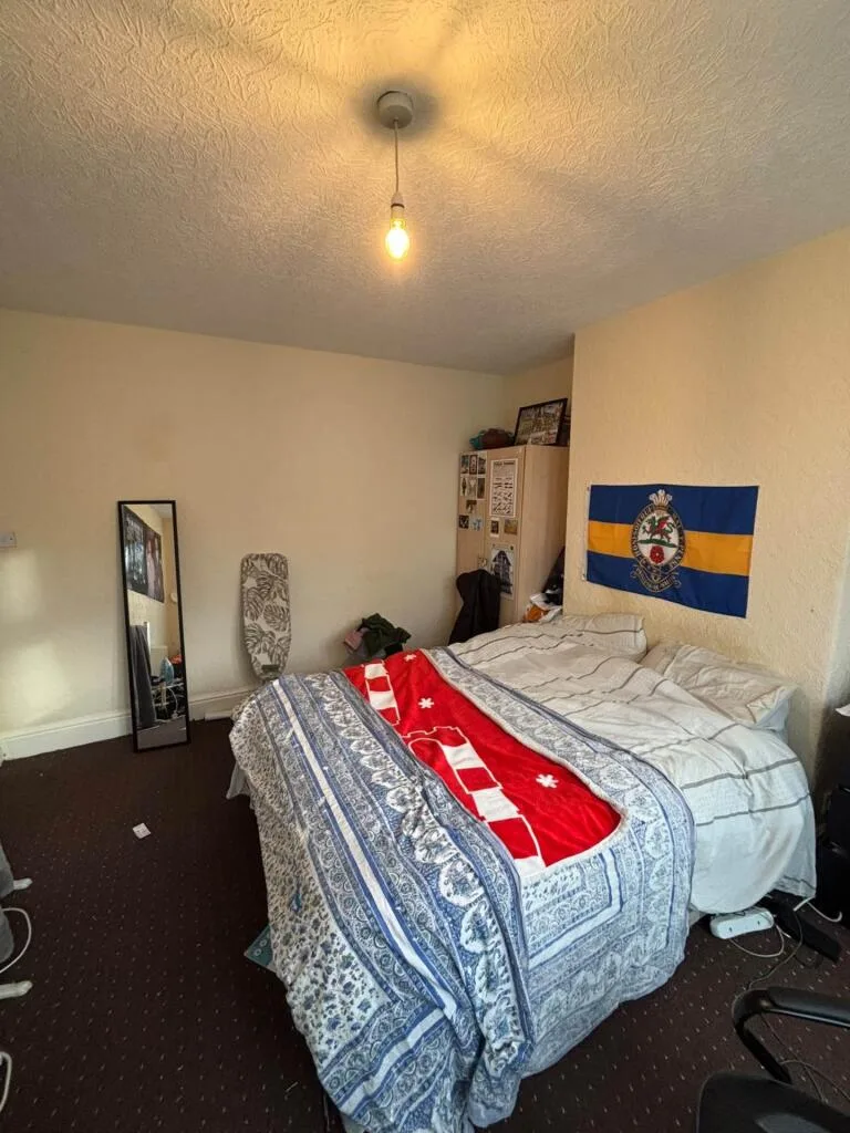 3 bedroom semi-detached house for rent