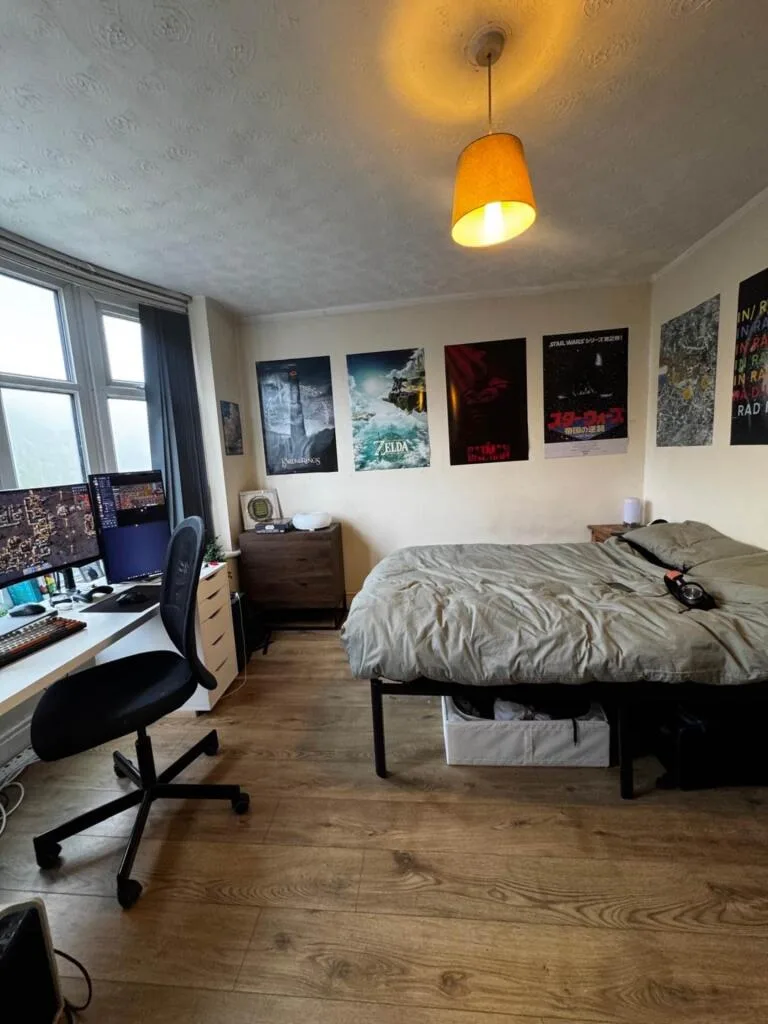 4 bedroom semi-detached house for rent