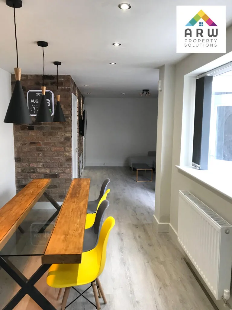 6 bedroom terraced house for rent