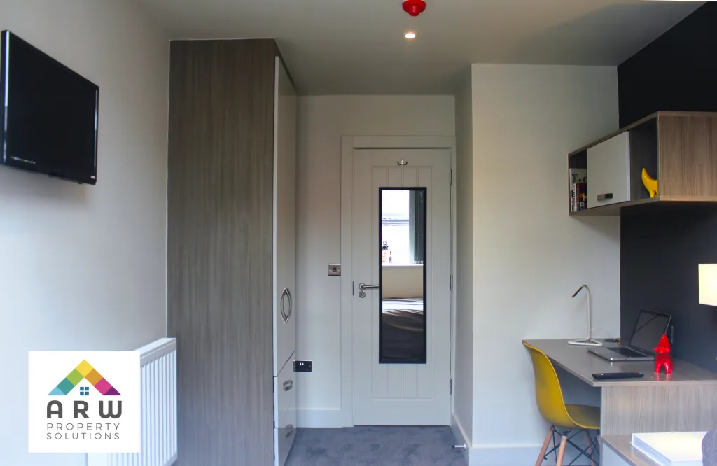 6 bedroom terraced house for rent