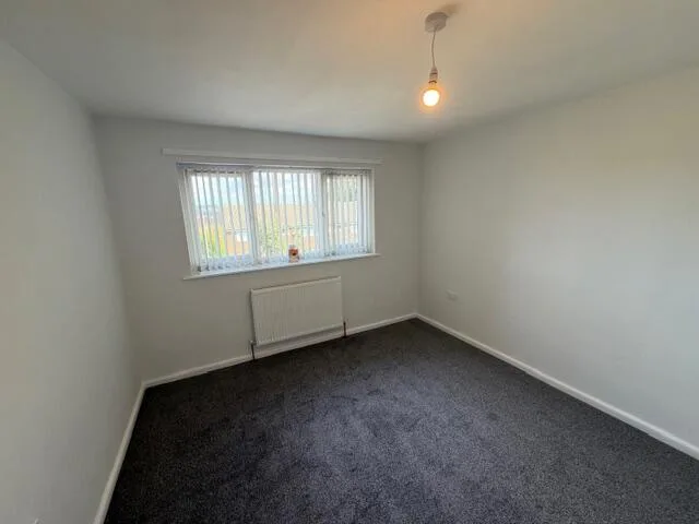 3 bedroom semi-detached house for rent