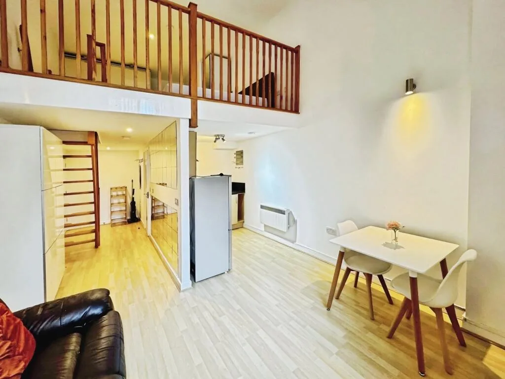 1 bedroom flat for rent