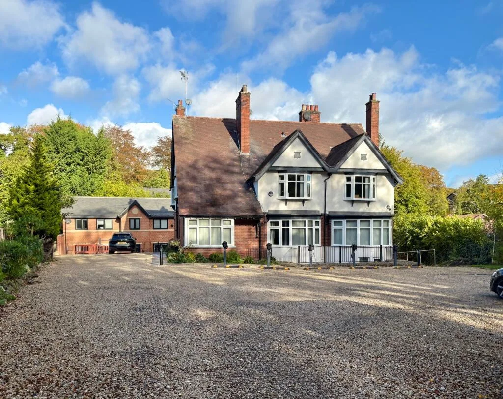 2 bedroom flat for rent