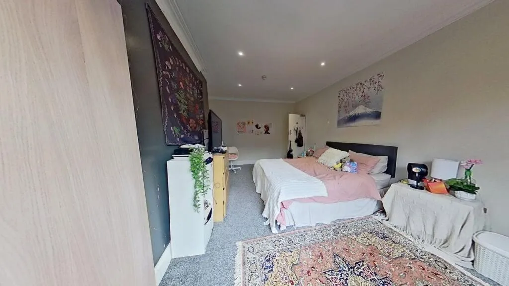 6 bedroom terraced house for rent