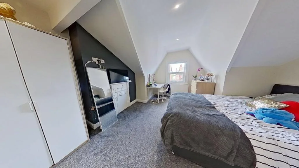 6 bedroom terraced house for rent