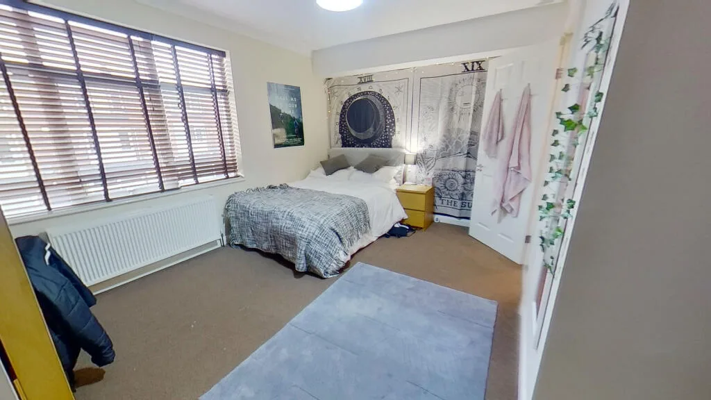 6 bedroom terraced house for rent
