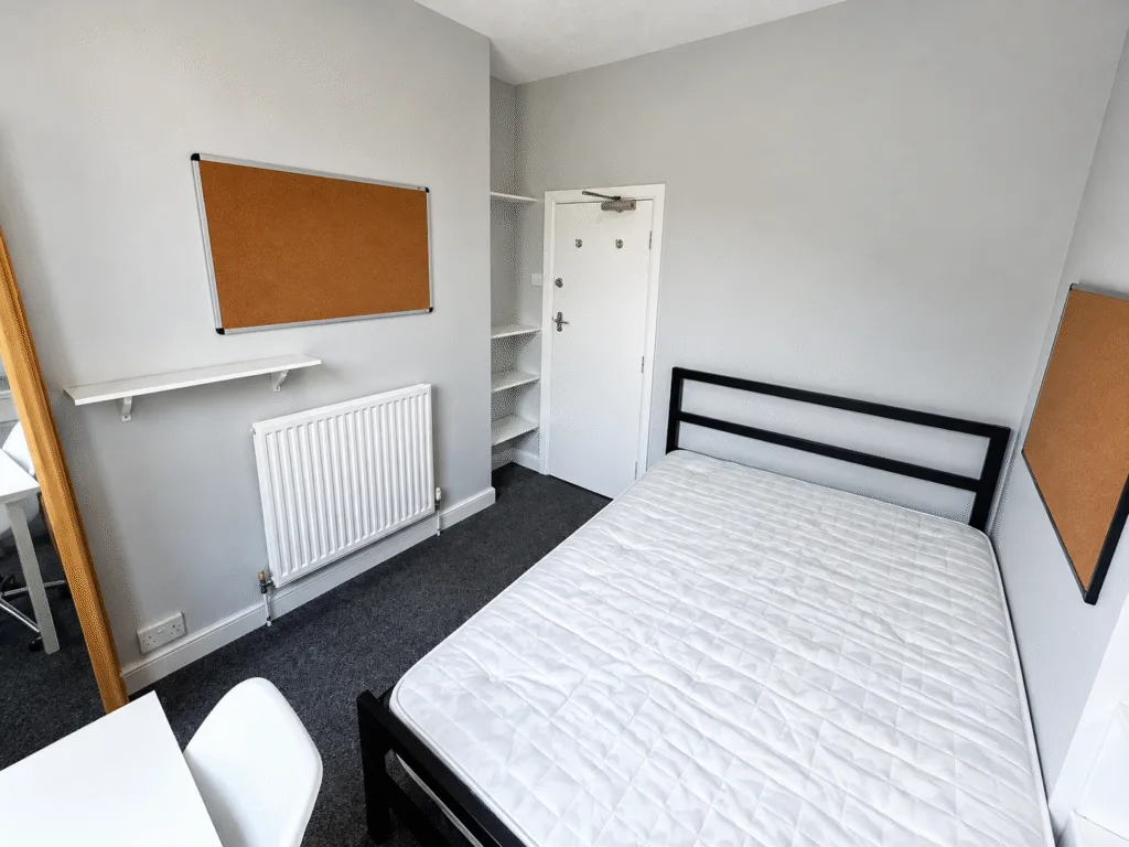 6 bedroom terraced house for rent