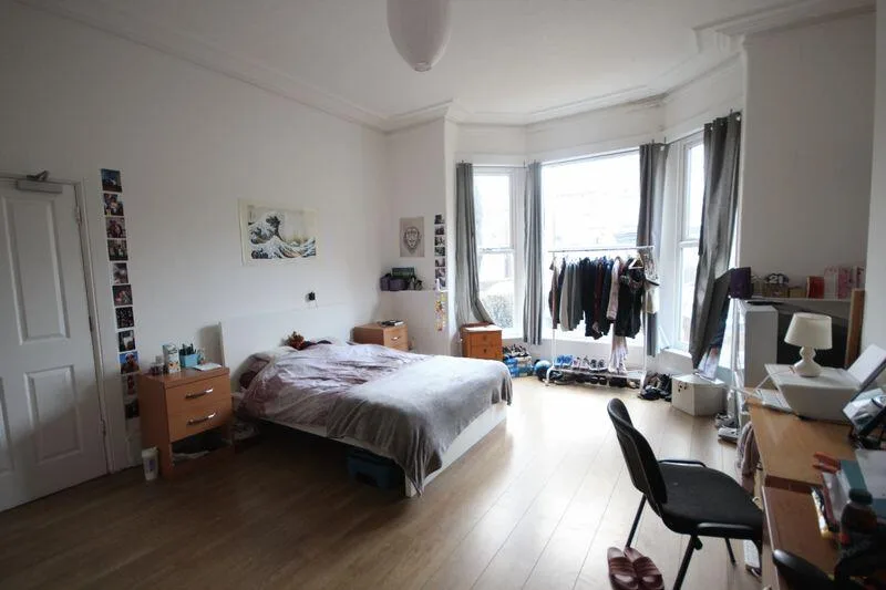 7 bedroom terraced house for rent