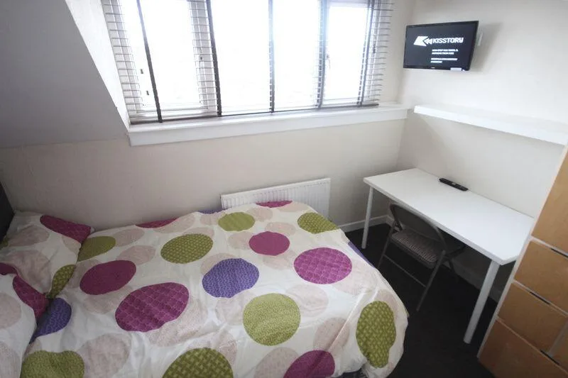 4 bedroom terraced house for rent