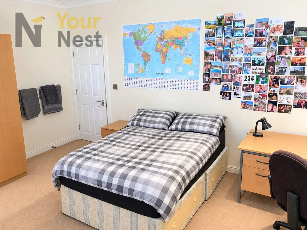 5 bedroom semi-detached house for rent