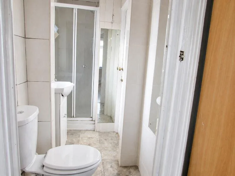 3 bedroom semi-detached house for rent