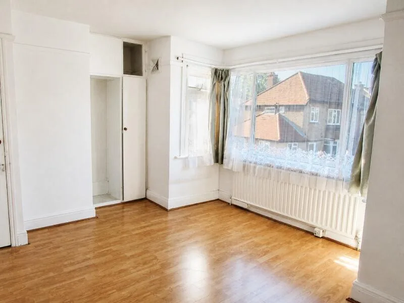 3 bedroom semi-detached house for rent