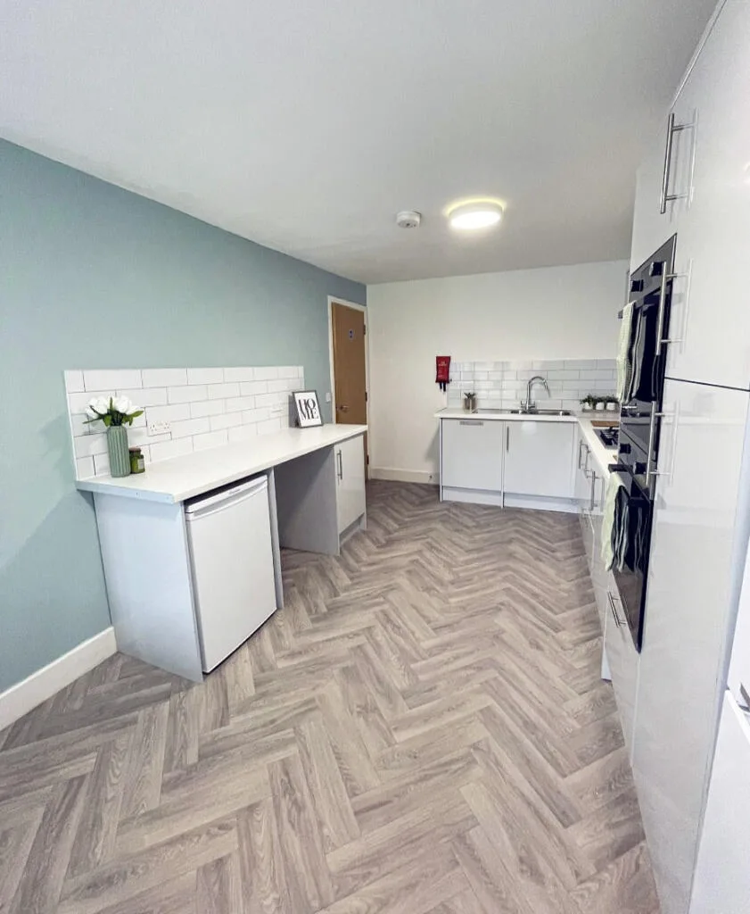 6 bedroom terraced house for rent