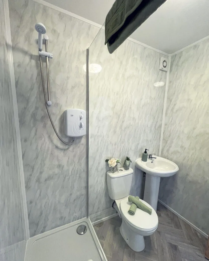 6 bedroom terraced house for rent
