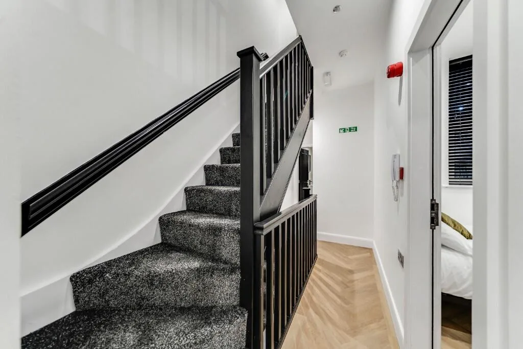 7 bedroom terraced house for rent