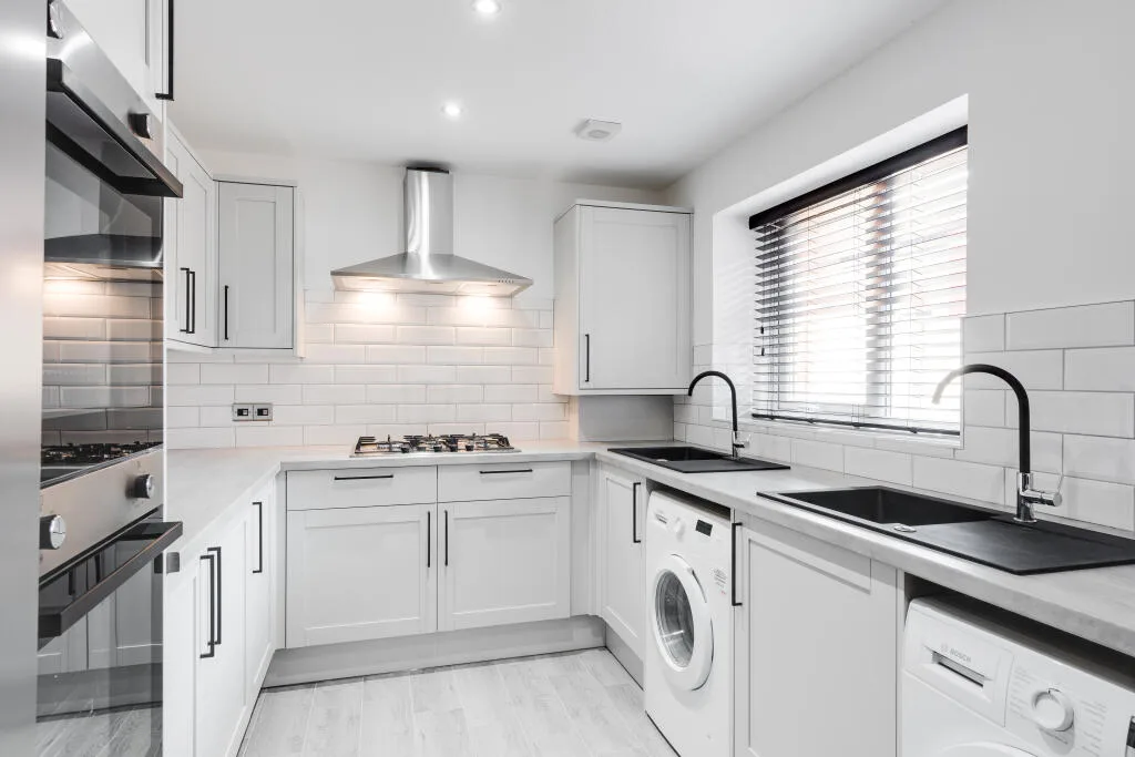 6 bedroom terraced house for rent