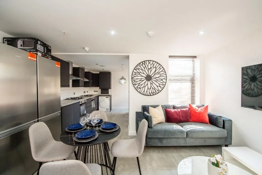 6 bedroom terraced house for rent