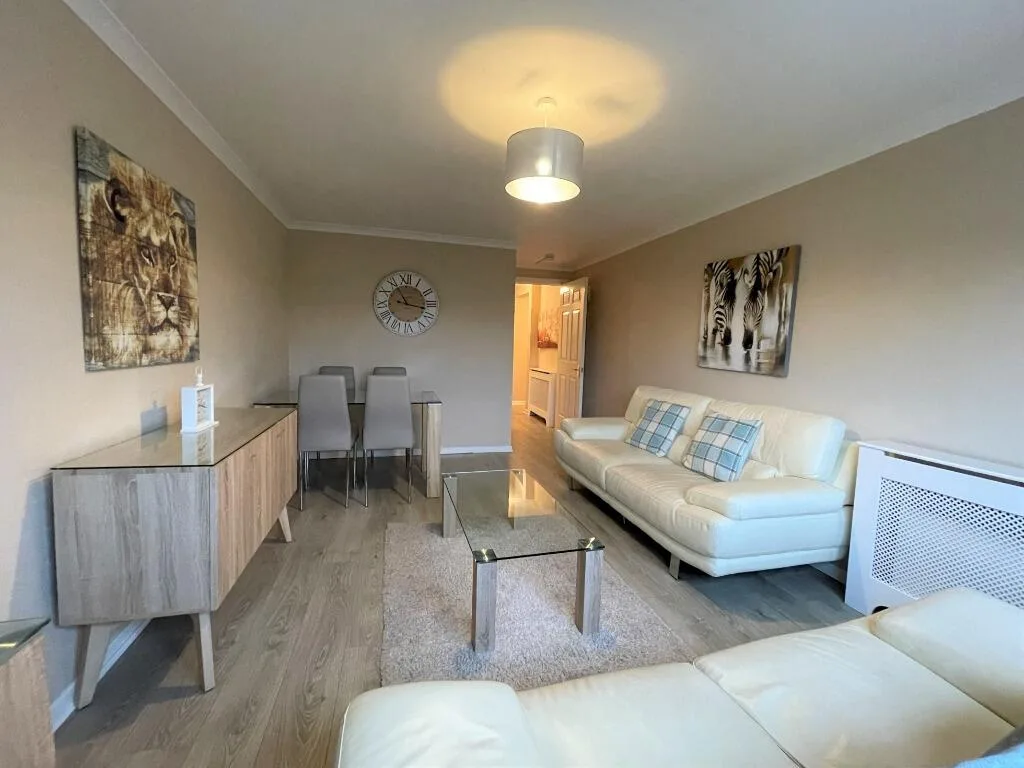 2 bedroom flat for rent