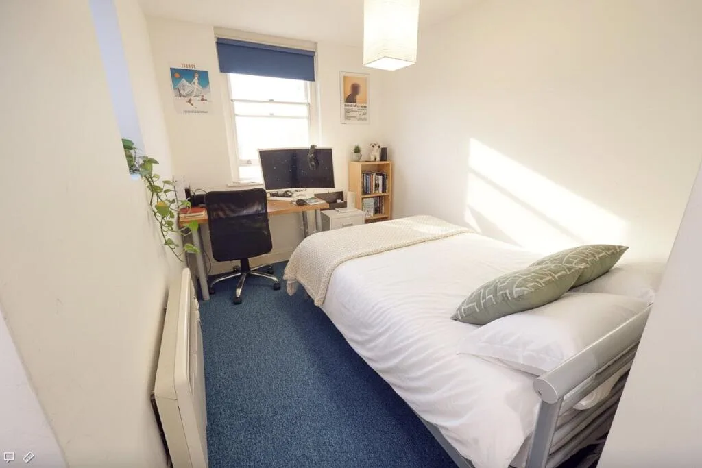 6 bedroom apartment for rent