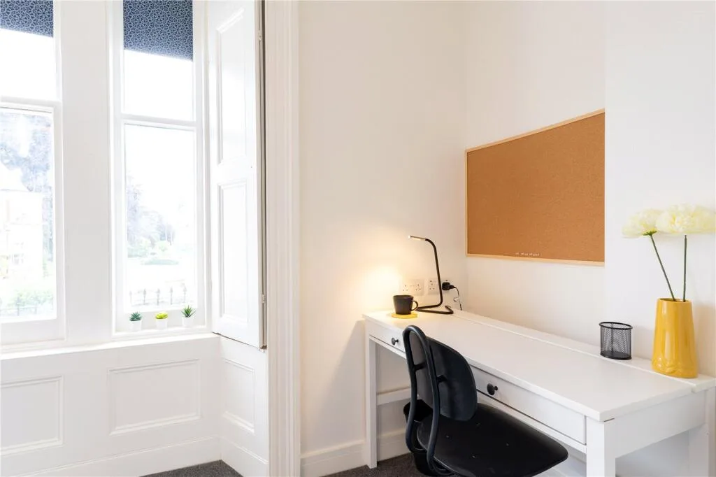 5 bedroom apartment for rent