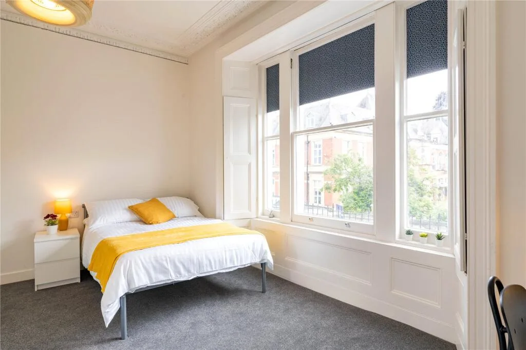 5 bedroom apartment for rent