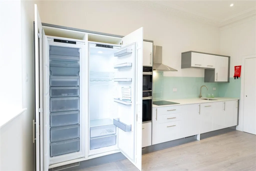 5 bedroom apartment for rent