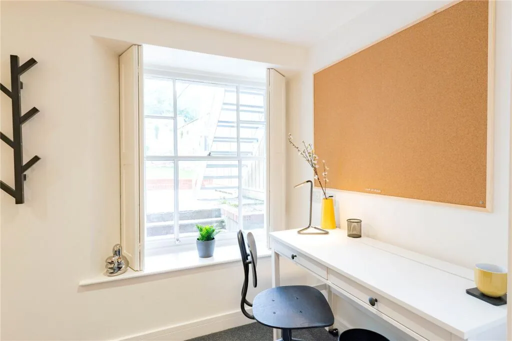 5 bedroom apartment for rent