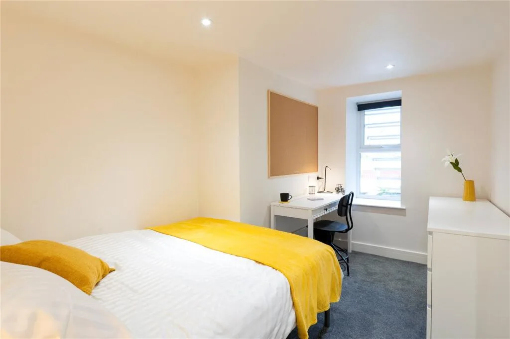 5 bedroom apartment for rent