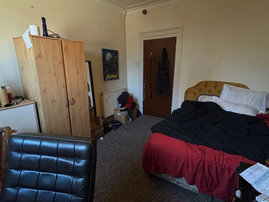 5 bedroom maisonette for rent