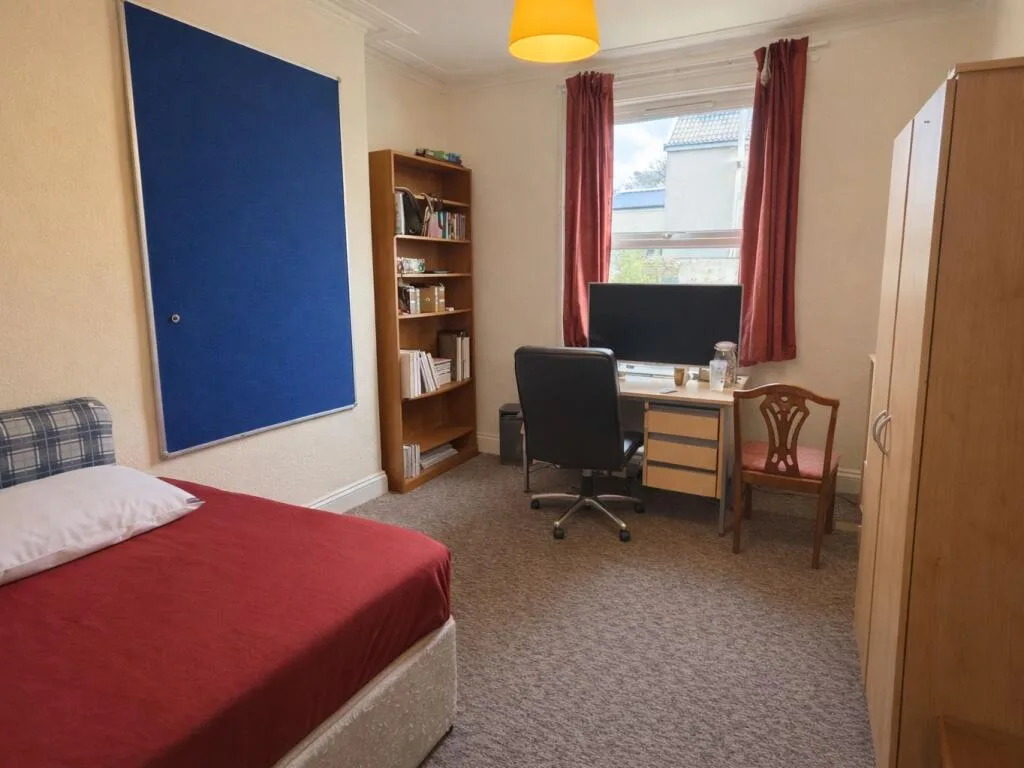 5 bedroom maisonette for rent