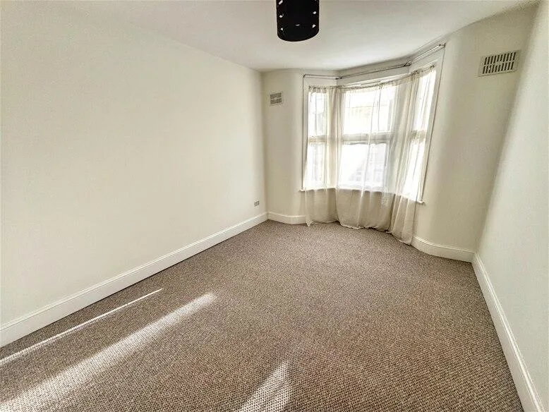 4 bedroom house for rent