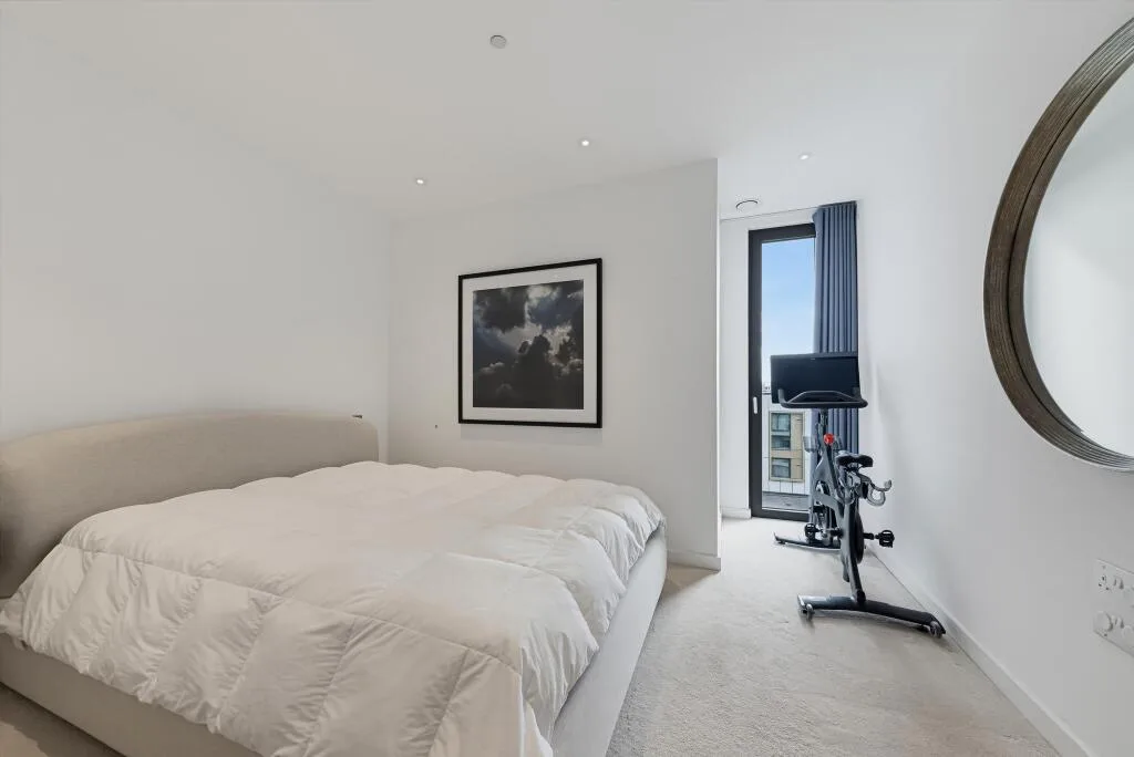3 bedroom flat for rent