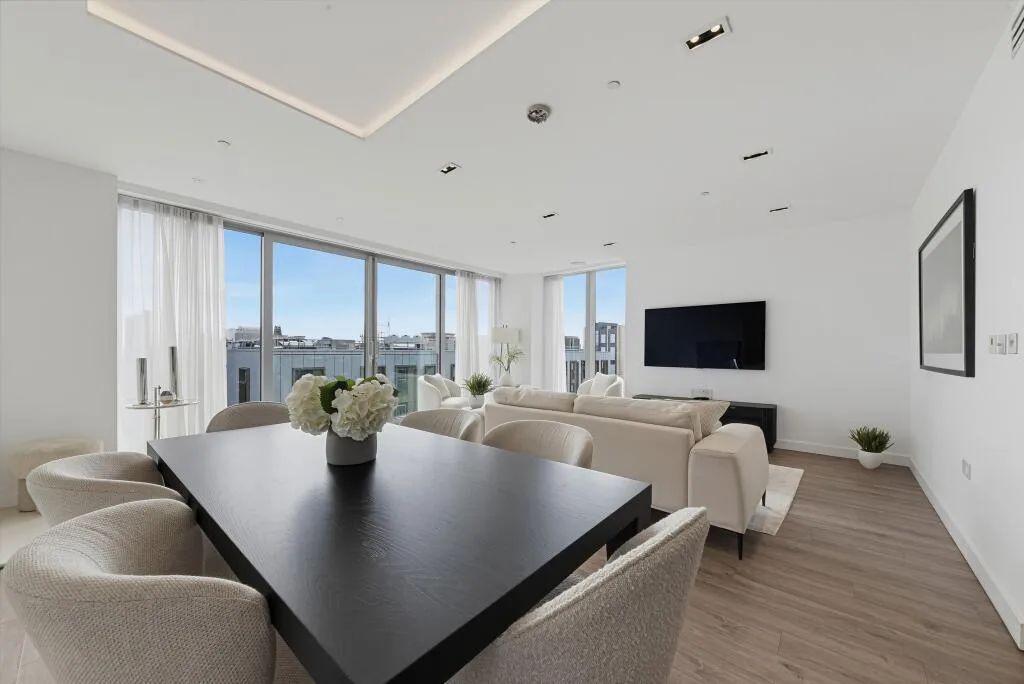 3 bedroom flat for rent
