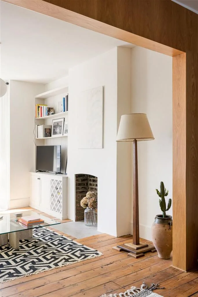 2 bedroom maisonette for rent