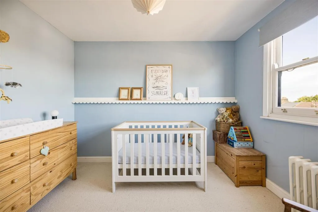 2 bedroom maisonette for rent
