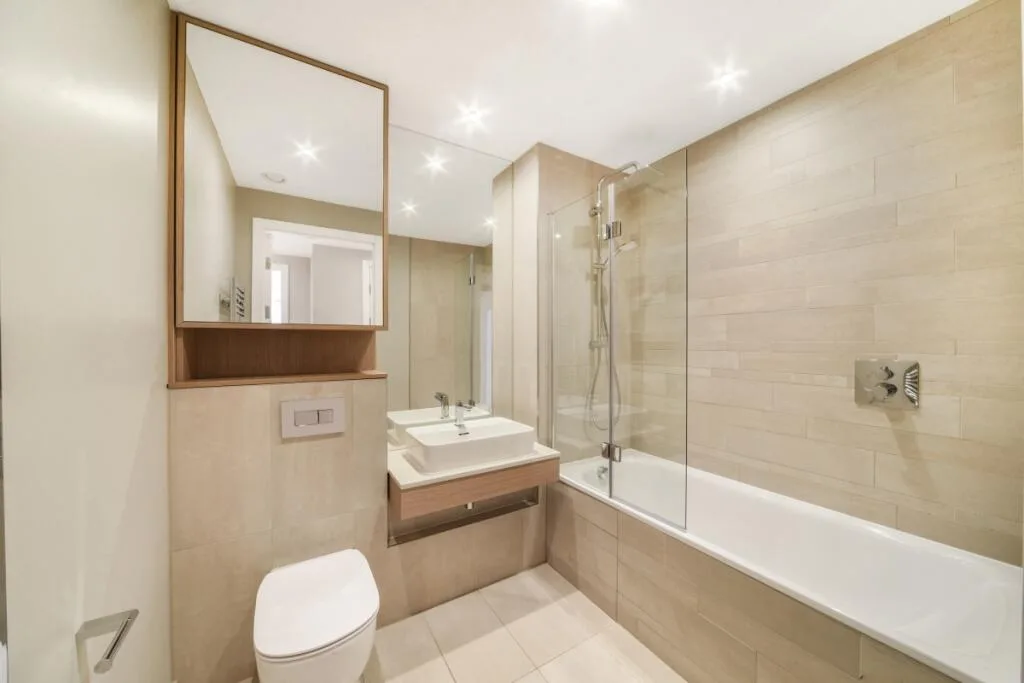 3 bedroom flat for rent