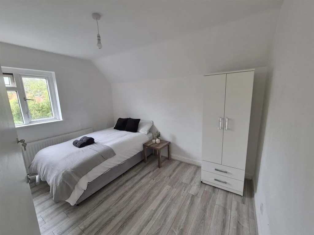 1 bedroom house for rent