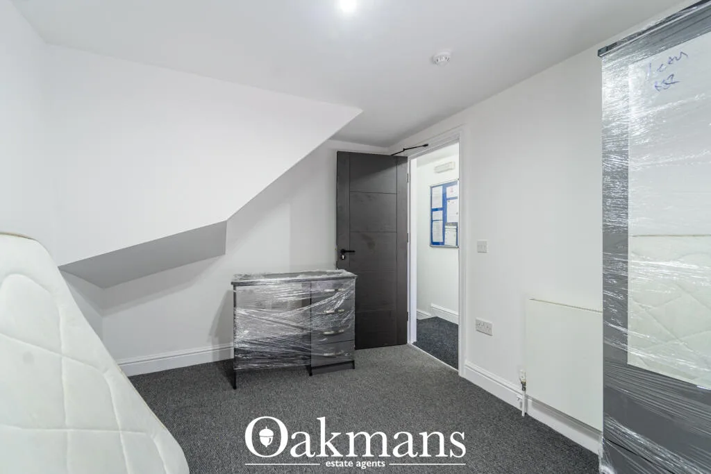 6 bedroom house for rent