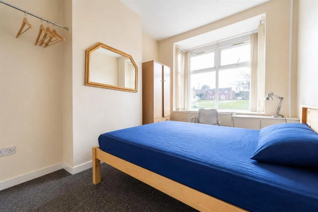 4 bedroom terraced house for rent