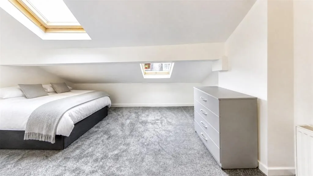 5 bedroom house for rent