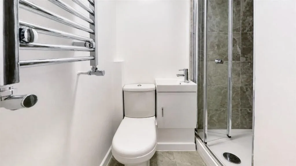 5 bedroom house for rent
