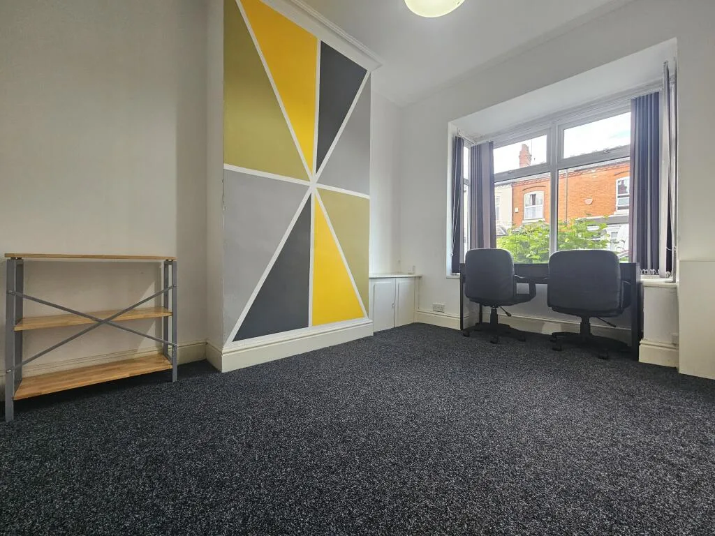 2 bedroom house for rent