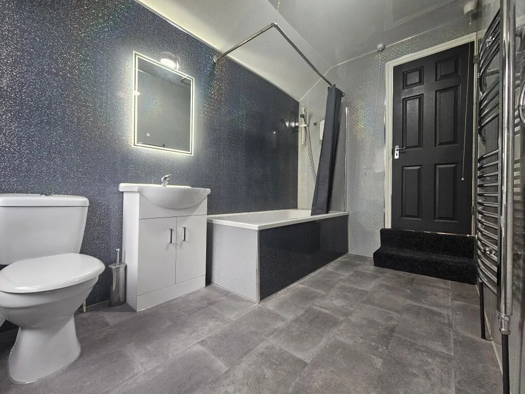2 bedroom house for rent