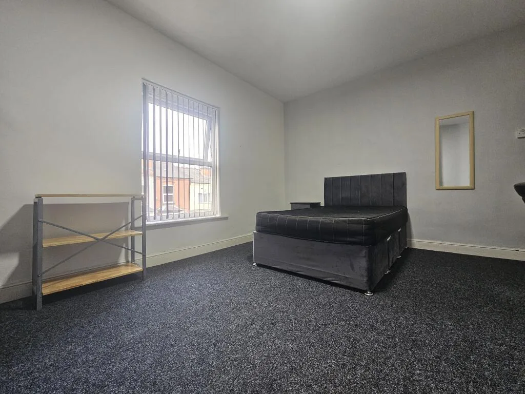 2 bedroom house for rent
